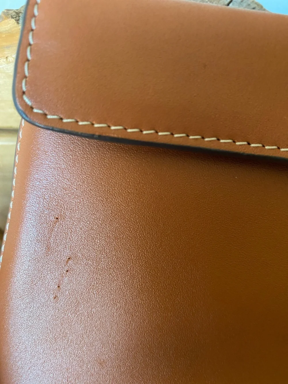 Tory Burch Miller Metal clutch Aged camello